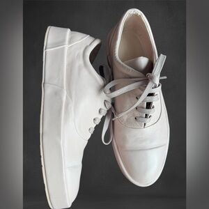 Jil Sander nude Leather Sneakers, size 40 (9.5)